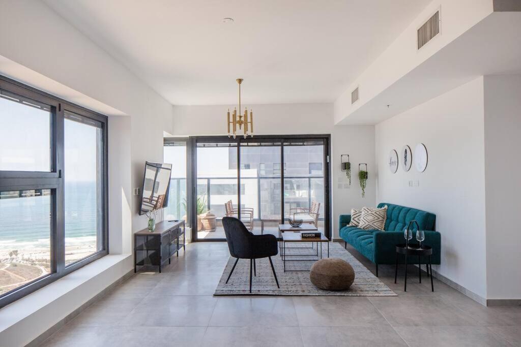 O&O Group- Magical 4Br Apt With Panoramic Sea View บัตยัม ภายนอก รูปภาพ