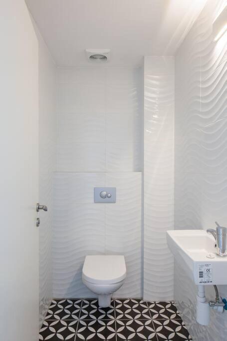 O&O Group- Magical 4Br Apt With Panoramic Sea View บัตยัม ภายนอก รูปภาพ