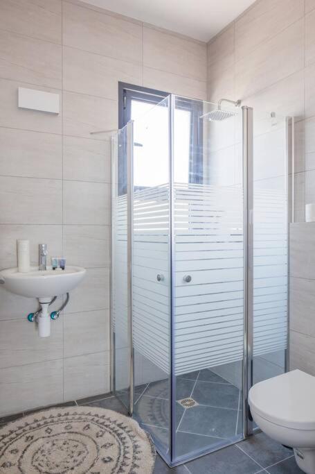 O&O Group- Magical 4Br Apt With Panoramic Sea View บัตยัม ภายนอก รูปภาพ