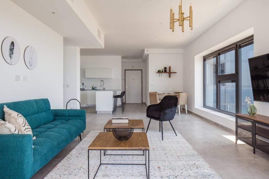 O&O Group- Magical 4Br Apt With Panoramic Sea View บัตยัม ภายนอก รูปภาพ